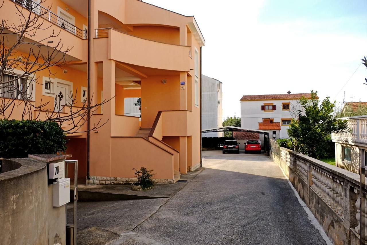 Apartma Apartmani Stipe *