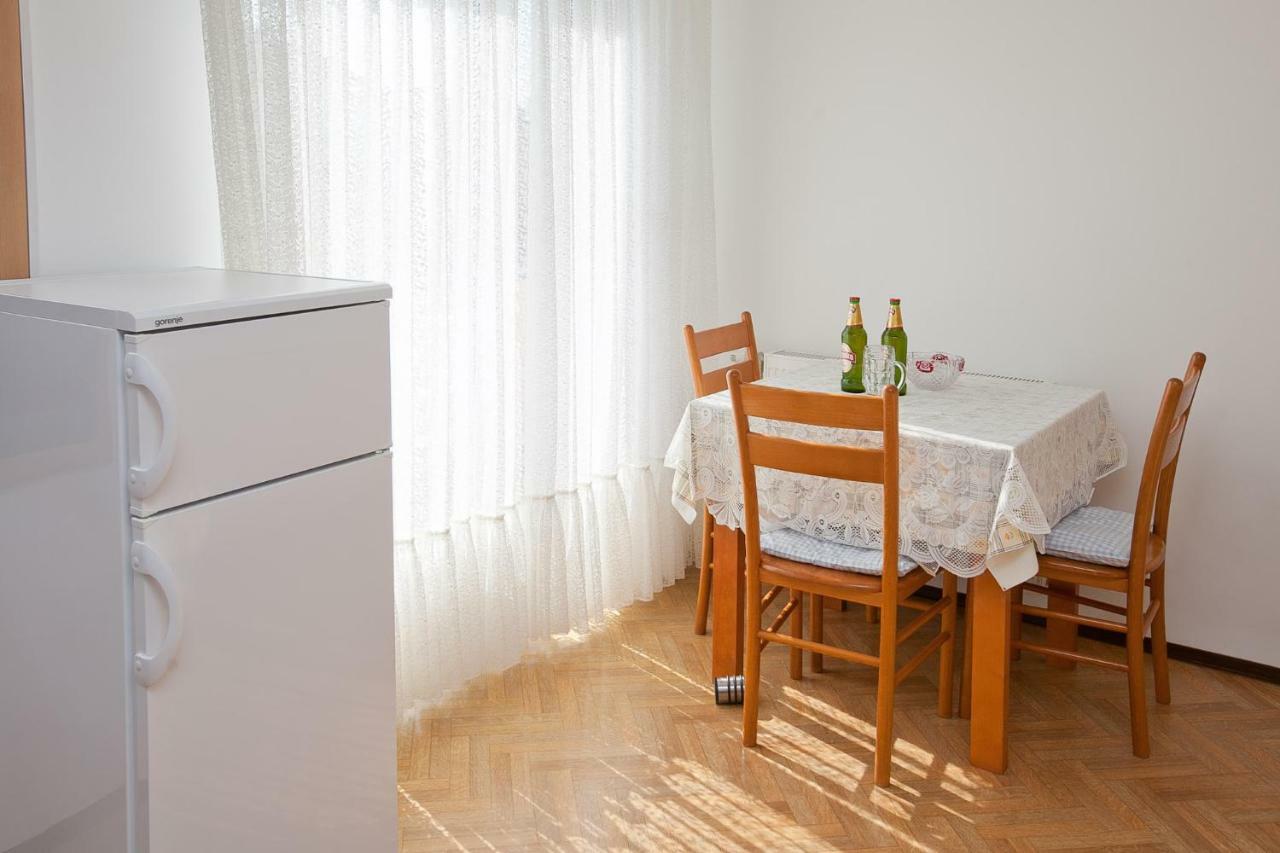 Apartmani Stipe Apartment *